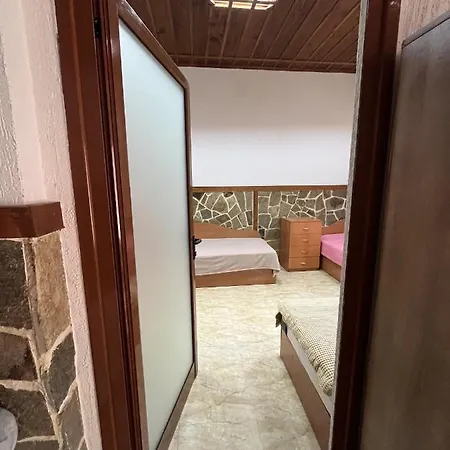 Stamopolu Niko 프리모르스코